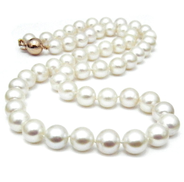 White 8.5-9.5mm AAA Round Pearls Necklace